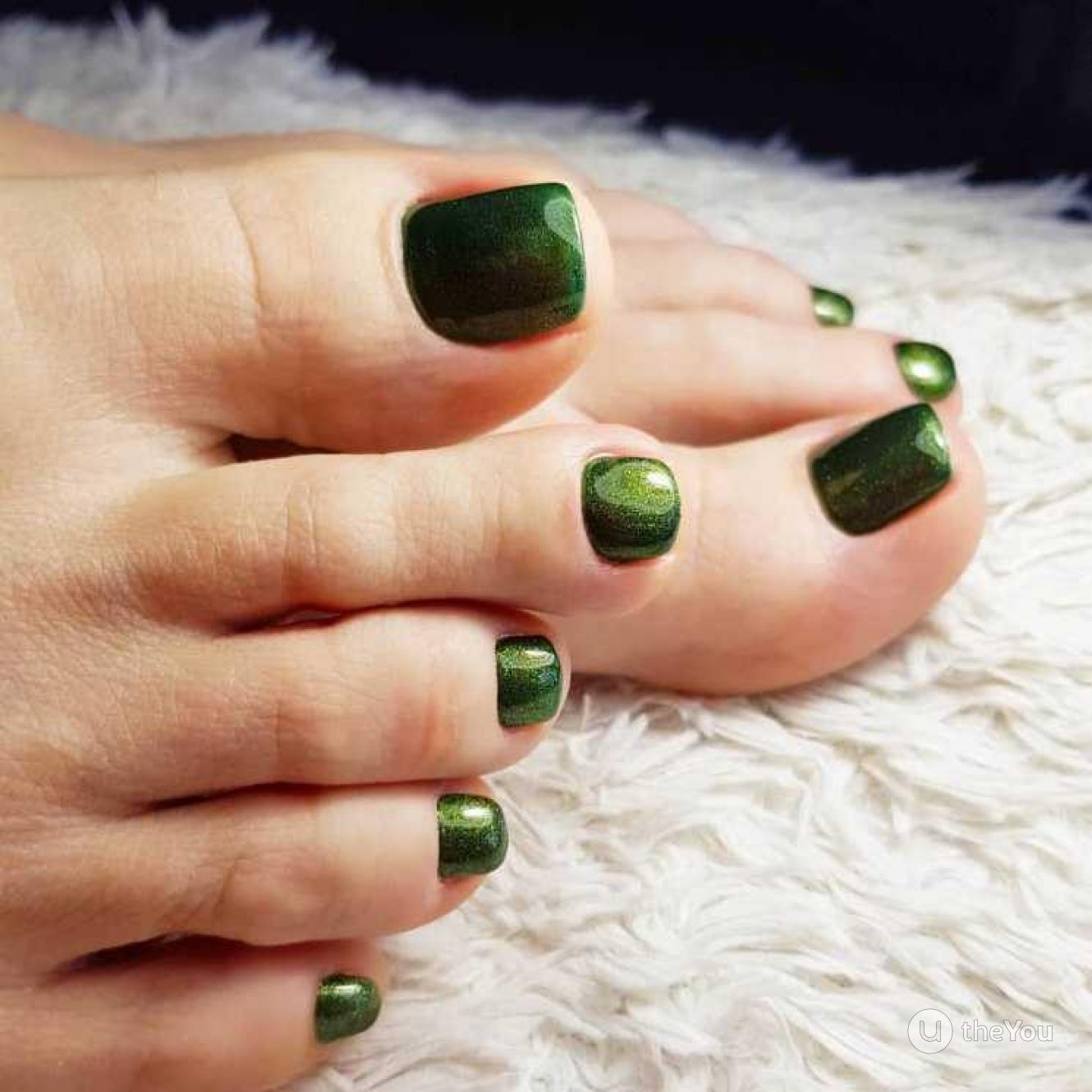 Top những màu sơn móng chân màu xanh rêu được ưa chuộng hiện nay |  websosanh.vn